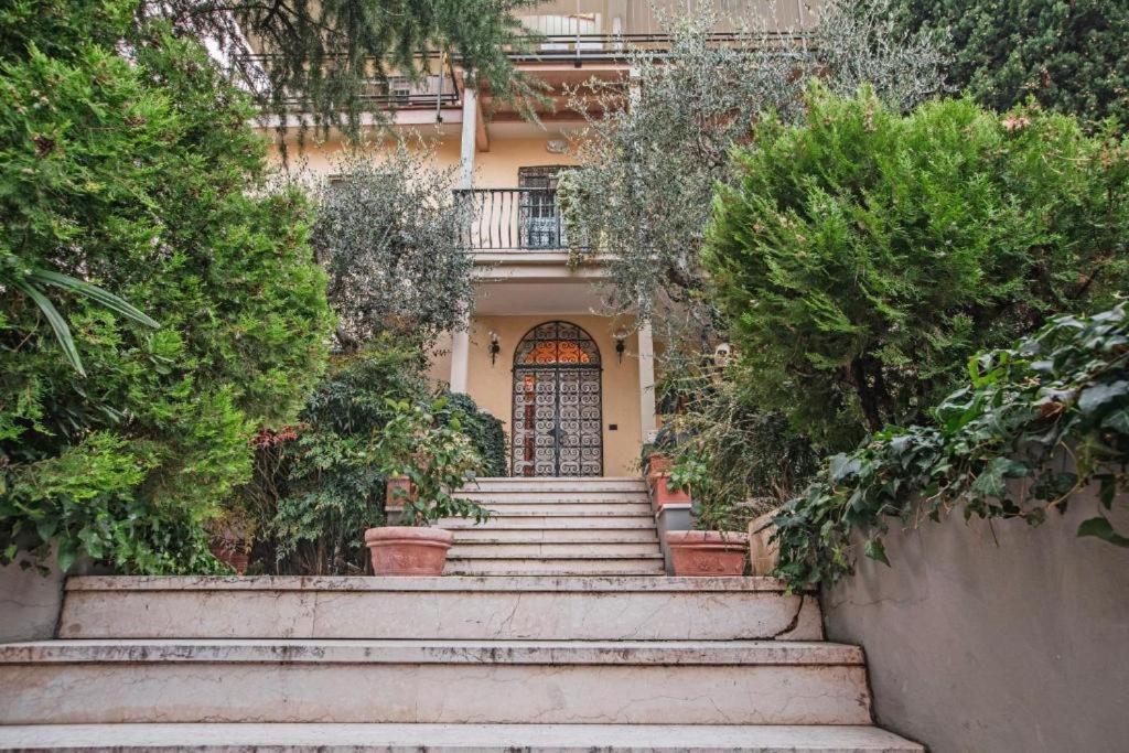 Bed&Breakfast Relax In The Lake Desenzano del Garda Exterior foto